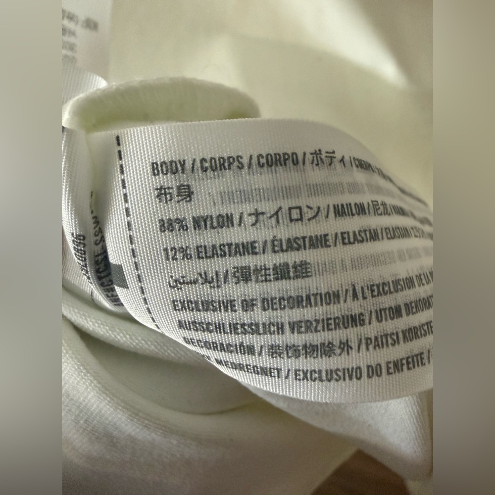 Abercrombie Soft Stretchy White V-Neck Top - Picture 5 of 6